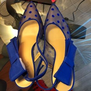 🔵INC NEW Blue-polka dot mesh S7 heels 💙